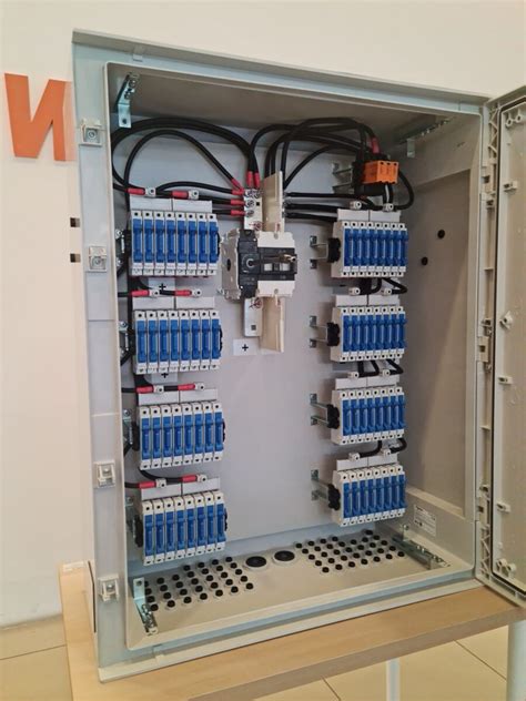 dc main electrical combiner box pv|Weidmüller unveils DC combiner boxes for large.